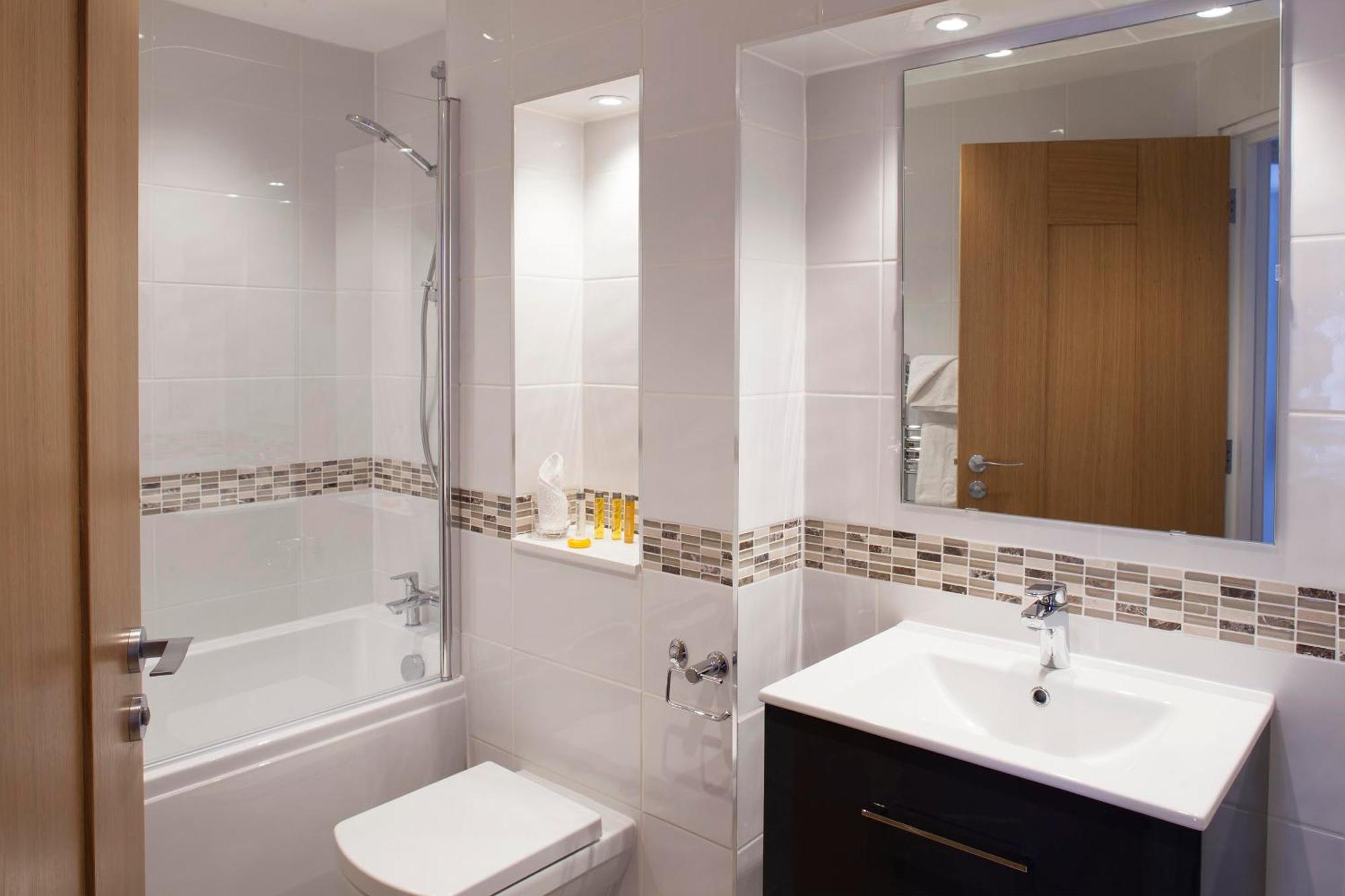 Falmouth Self Catering Lodges Экстерьер фото